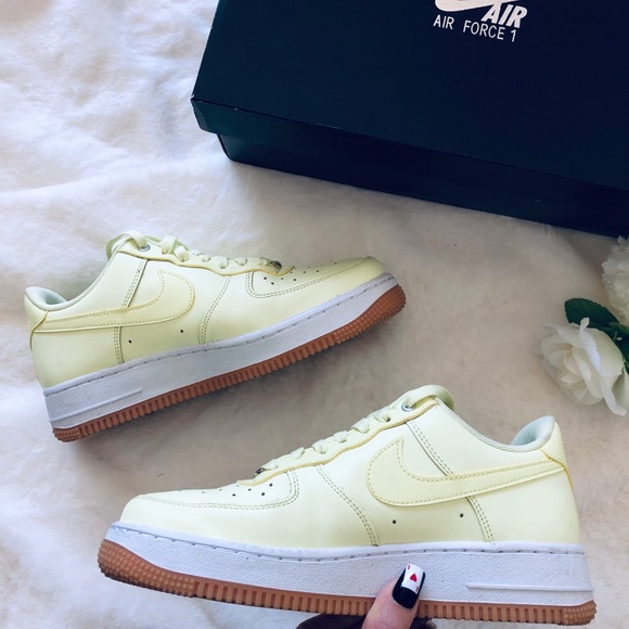 Nike Air Force 1. Wmn Sz 8.5. Fantastic condition - Picture 5 of 16